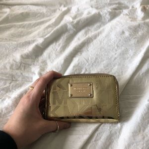Micheal Kors wristlet